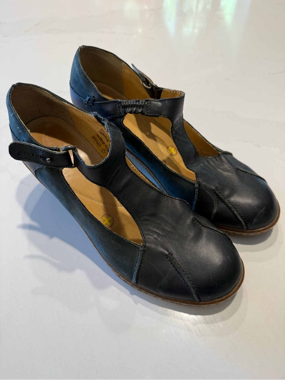 Dr. Martens Vintage Leather T-Strap Mary Jane Heels, Women's 9 / UK 7 / EU 41